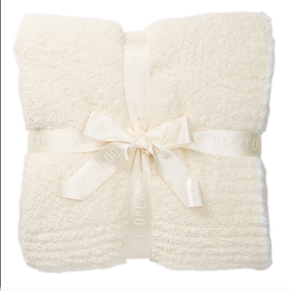 Barefoot Dreams Throw Blanket